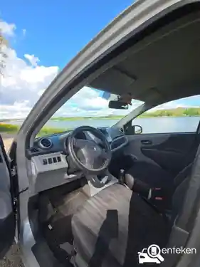 Nissan Pixo 1.0 2009