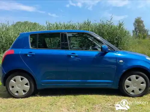 Suzuki Swift 1300 2010