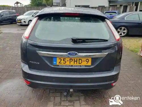 Ford Focus 1.8 2011
