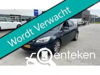 Opel Astra 1.6 Turbo 2011