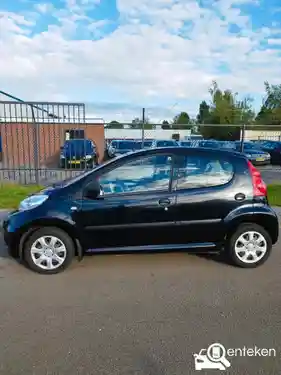Peugeot 107 1.0 70 2011
