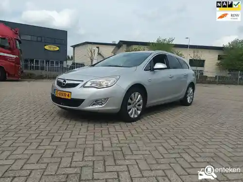 Opel Astra Sports Tourer 1.4 2011