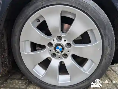 BMW 318i Touring 2006