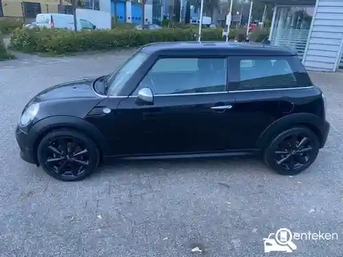 MINI  One malist 2012