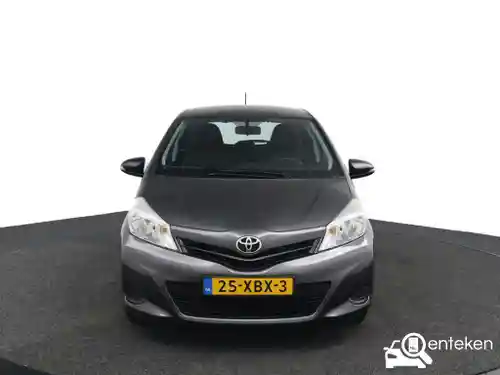 Toyota Yaris 1.0 2012