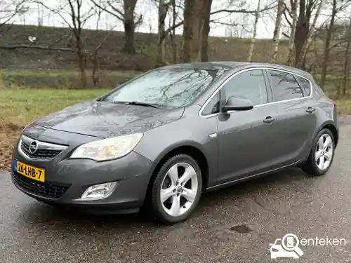 Opel Astra 1.4 Turbo 2010