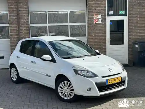 Renault Clio 1.2 16V 75 2011