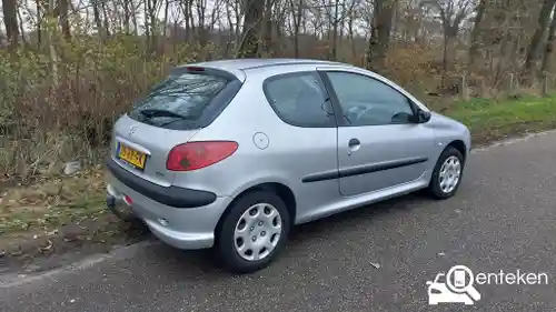 Peugeot 206 75 2005