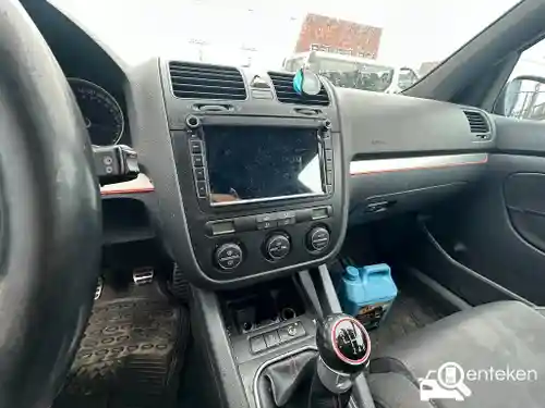 VW Golf GTI 2005