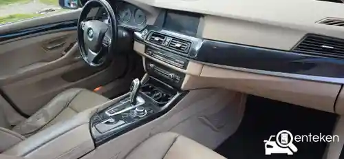BMW 530i 2011