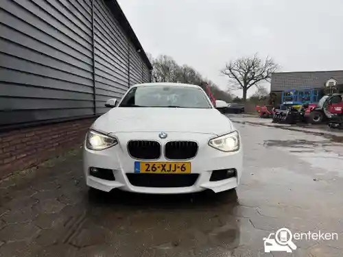 BMW 118i 2012