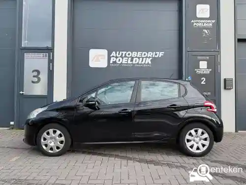 Peugeot 208 1.2 PureTech 82 2012