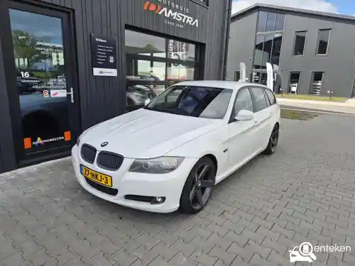 BMW 320i Touring 2009
