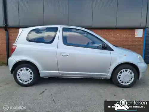 Toyota Yaris 1.3 2002