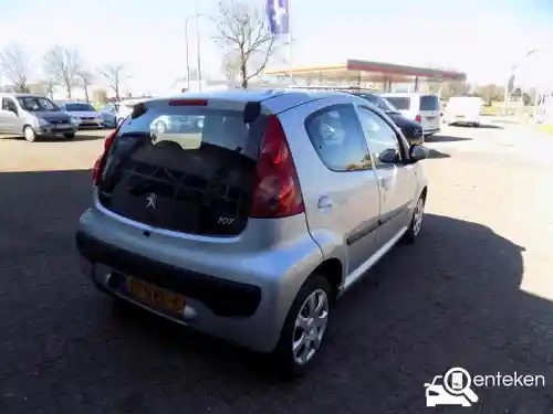 Peugeot 107 1.0 70 2010