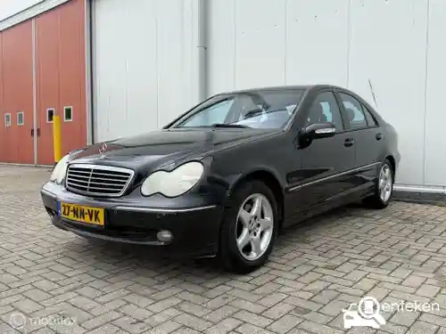 Mercedes-Benz C 180 2004