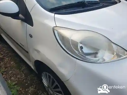 Peugeot 107 1.0 70 2011