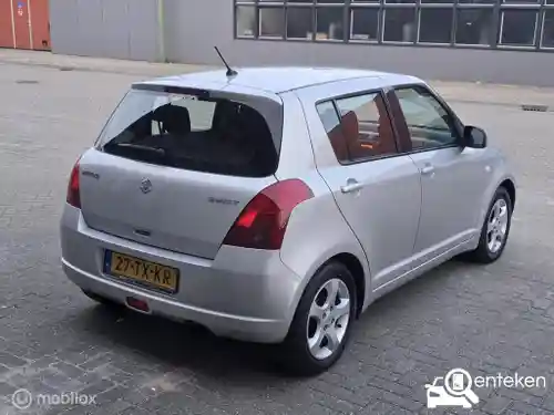 Suzuki Swift 1300 2007