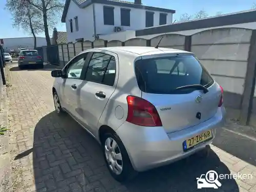 Toyota Yaris 1.0 2008