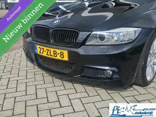 BMW 318i Touring 2013