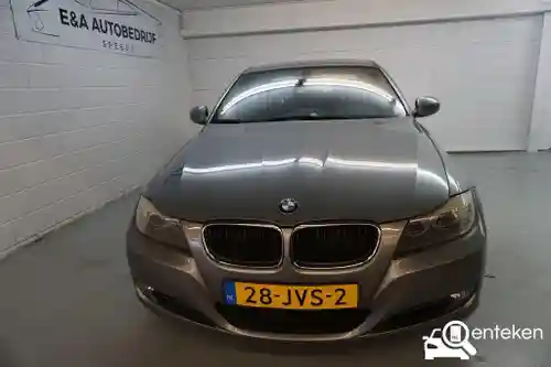 BMW 318i 2009
