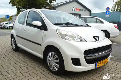 Peugeot 107 1.0 70 2011