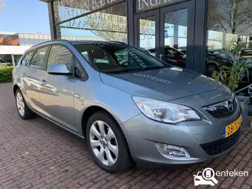 Opel Astra Sports Tourer 1.4 ecoFlex 2012