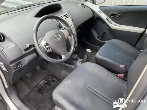 Toyota Yaris 1.3 2006
