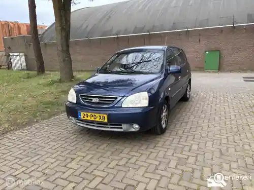 KIA Carens 1.8 2004