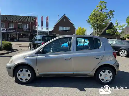 Toyota Yaris 1.3 2004