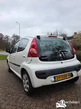 Peugeot 107 1.0 70 2011