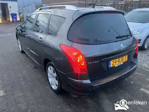 Peugeot 308 SW 120 VTi 2011
