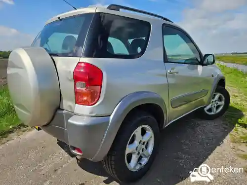 Toyota RAV4 2.0 2001