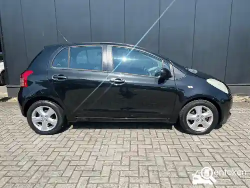 Toyota Yaris 1.3 2006