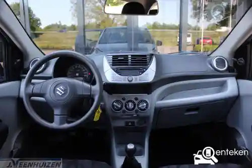 Suzuki Alto 1.0 2012