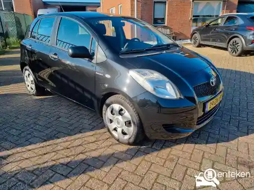 Toyota Yaris 1.3 2008