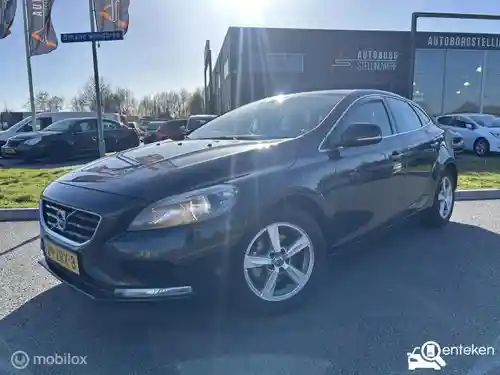 Volvo V40 D2 2013