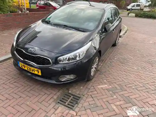 KIA cee´d Sportswagon 1.6 GDI ISG 2013
