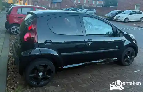 Peugeot 107 1.0 68 2013