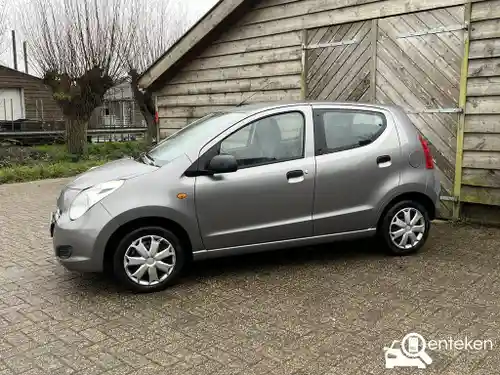 Suzuki Alto 1.0 2013