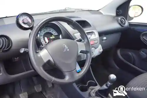 Peugeot 107 1.0 68 2013