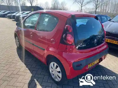 Peugeot 107 1.0 68 2013