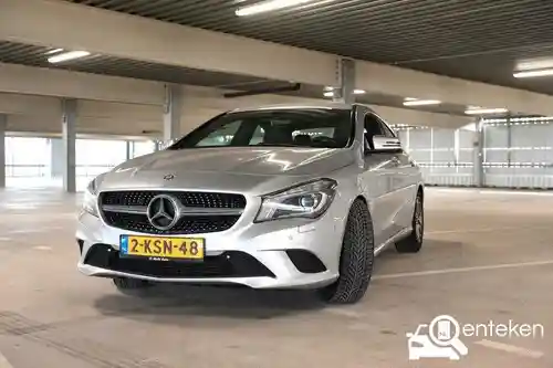 Mercedes-Benz CLA Coupé 200 2013