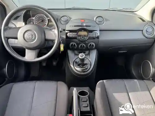 Mazda 2 1.3 2013