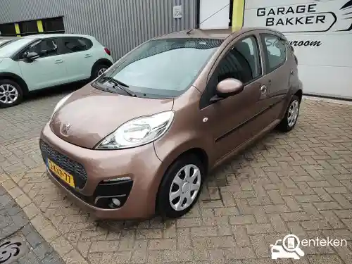 Peugeot 107 1.0 68 2013