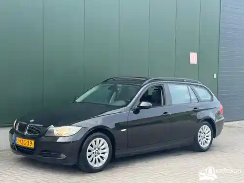 BMW 320i Touring 2006