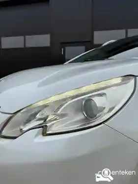 Peugeot 2008 120 VTi 2013