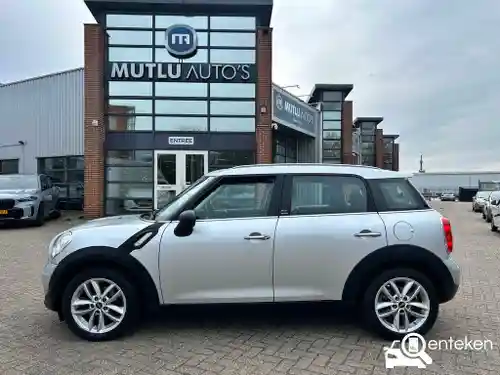 MINI Countryman One 2013
