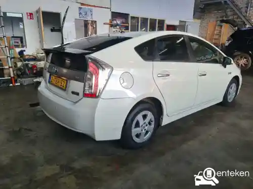 Toyota Prius 1.8 Plug-In Hybrid 2013