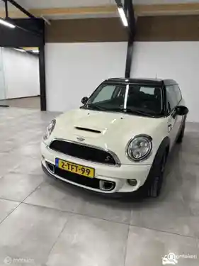 MINI Clubman Cooper S 2011